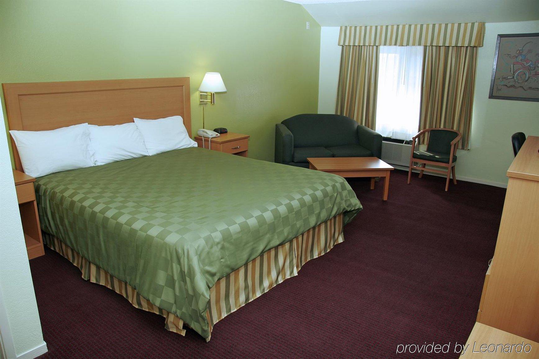 Keefers Inn King City Habitación foto